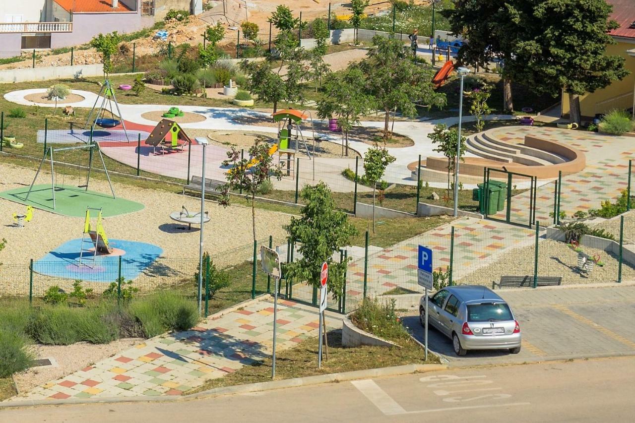 Ferienwohnung Apartman Roko Šibenik Exterior foto