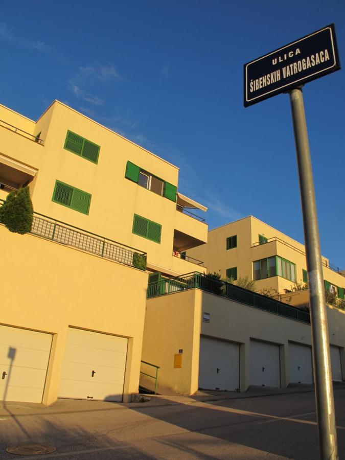 Ferienwohnung Apartman Roko Šibenik Exterior foto